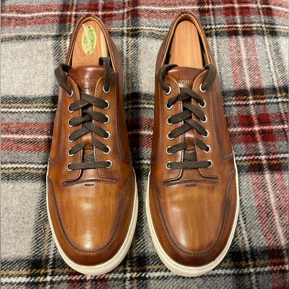 Magnanni Dress Sneakers